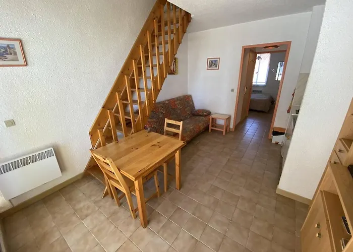 Appartement Pour 6 Avec Mezzanine Près Au Barcarès - Fr-1-81-147 *